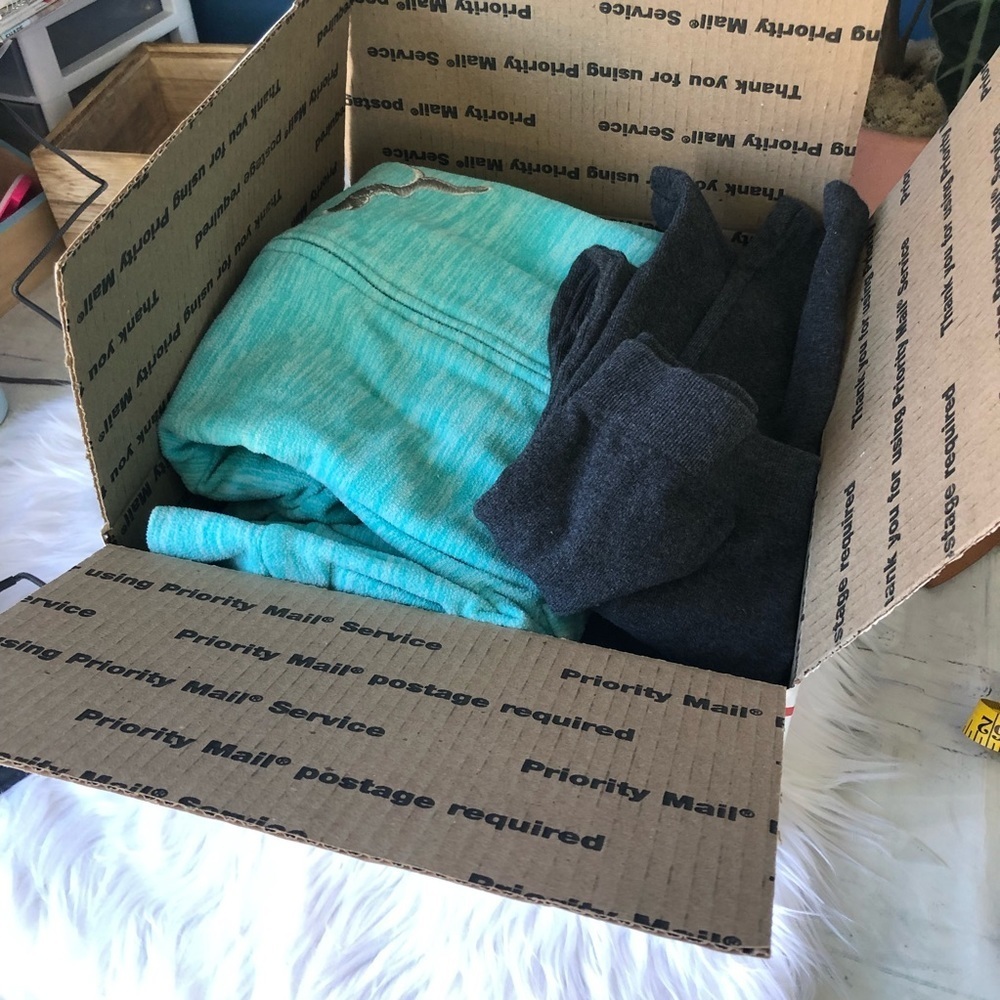 Girls Jacket & Sweater 5 Piece Bundle - Picture 2 of 8